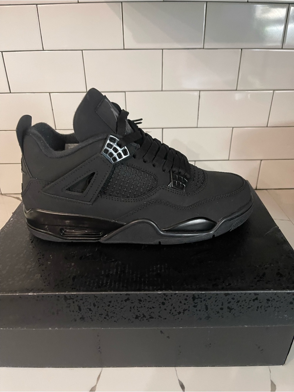 Mens Retro 4 Black Cat Size 8.